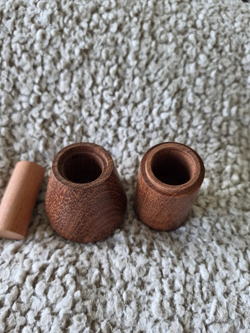 Vörda Okiagari Essential Oil diffuser- African Rosewood.